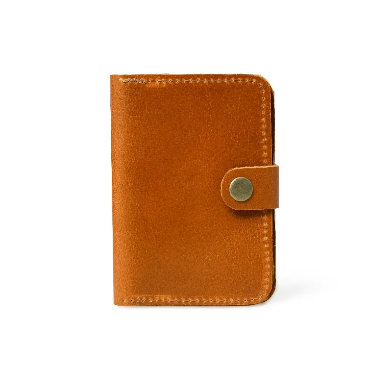 ChicVoyage Passport Sleeve - Tan Brown