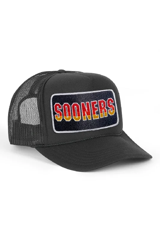 UNIVERSITY OF OKLAHOMA SOONERS VINTAGE LOW RISE TRUCKER - BLACK