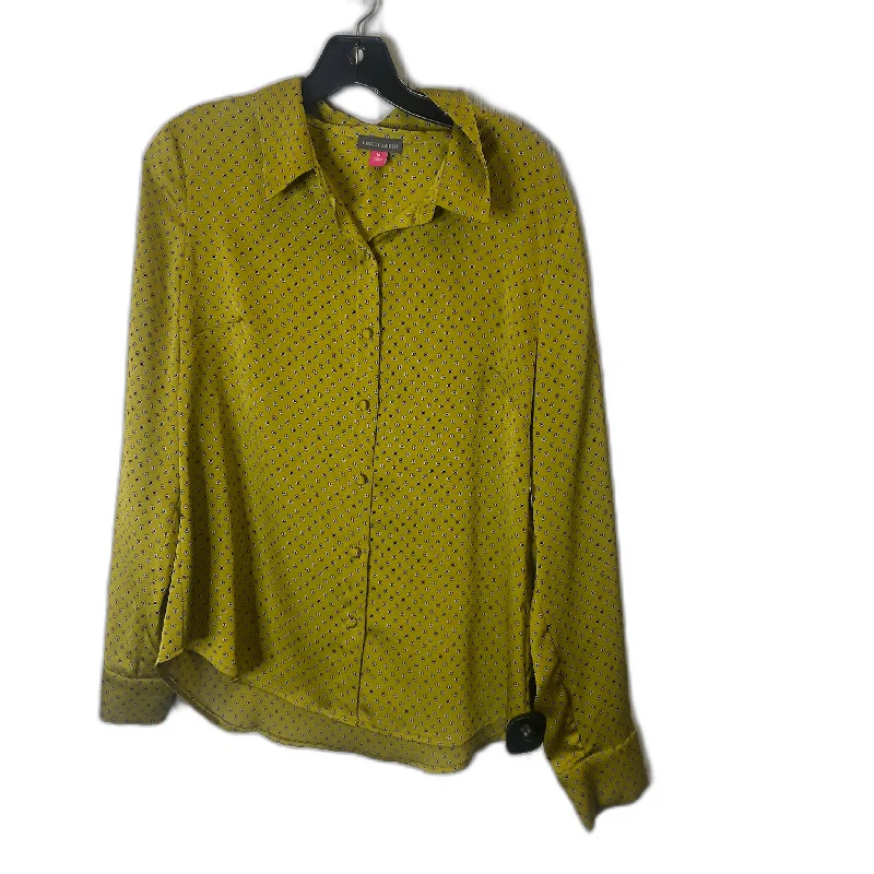 Top Long Sleeve By Vince Camuto In Green, Size: M