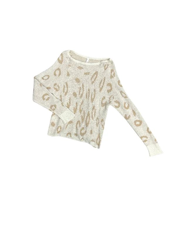 Top Long Sleeve By Wishlist In Animal Print