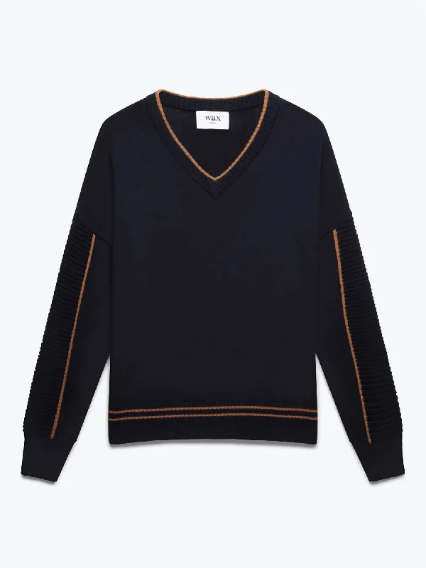 Men's Clarence V Neck Jumper In Navy